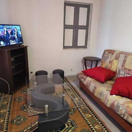 Saint Uze Appartement Luaran gambar